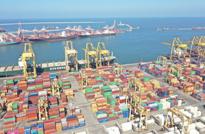 一部のマースク船は塩田と蛇口への寄港を停止します