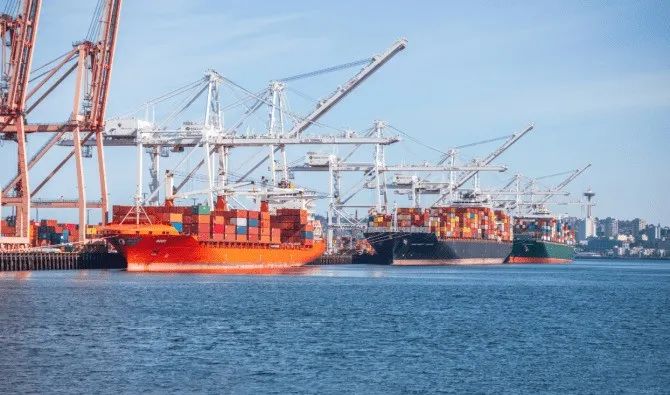 米国で最も混雑するコンテナ港トップ 10 - シアトル港とタコマ港