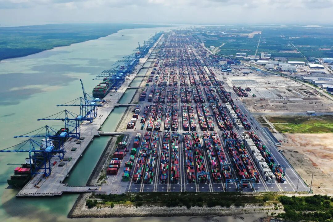 海運における THC：見逃せないターミナルハンドリングチャージ徹底解説